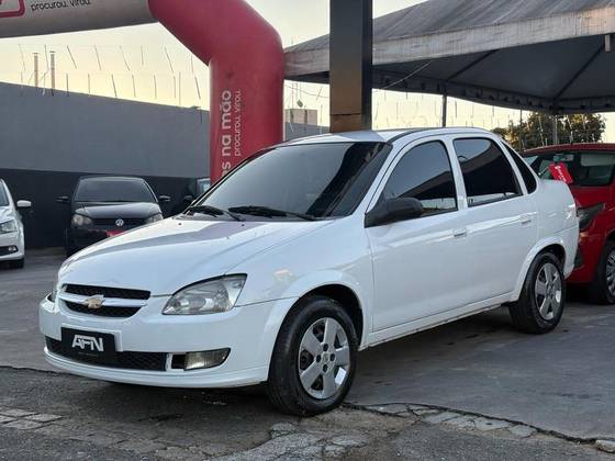 CHEVROLET CLASSIC 1.0 MPFI LS 8V FLEX 4P MANUAL